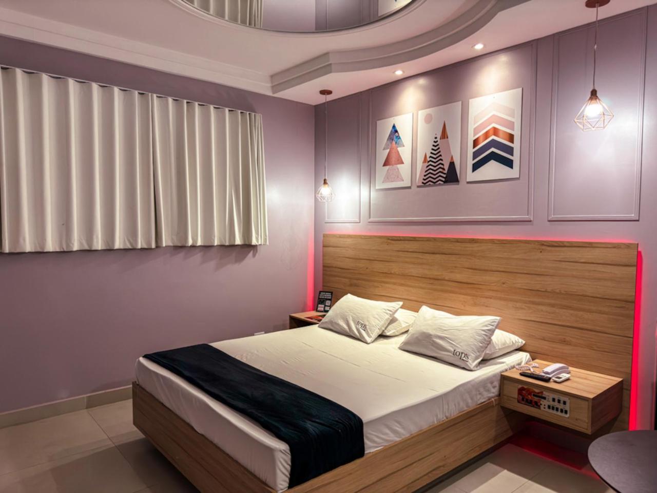 Top'S Motel (Adults Only) Jacareí Extérieur photo