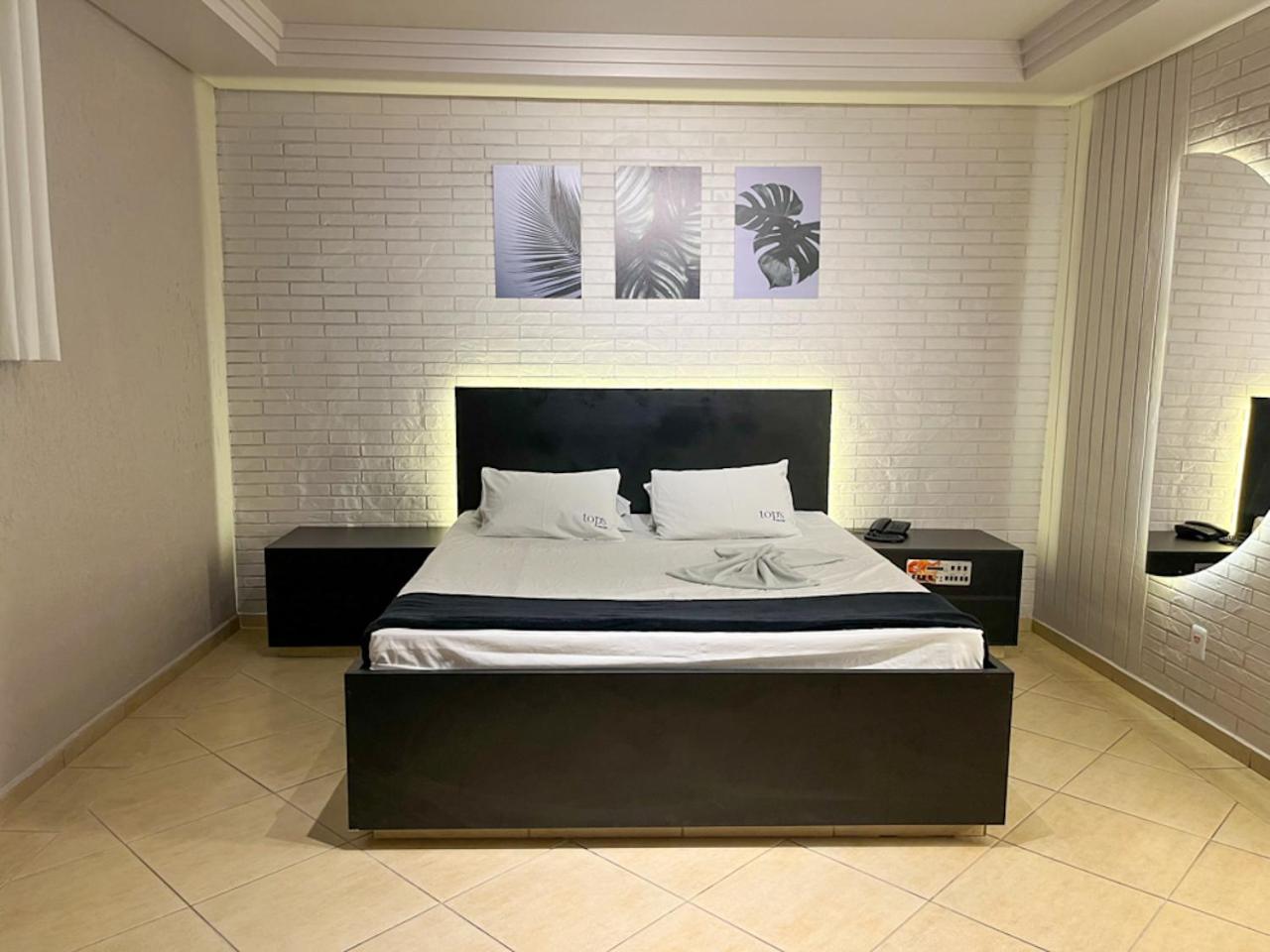 Top'S Motel (Adults Only) Jacareí Extérieur photo