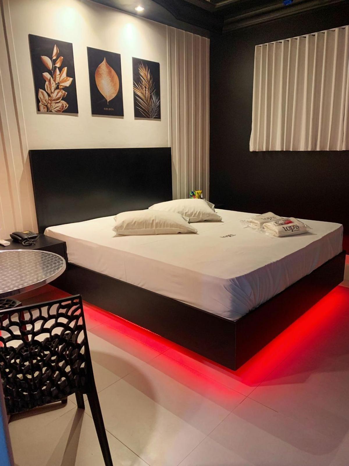 Top'S Motel (Adults Only) Jacareí Extérieur photo
